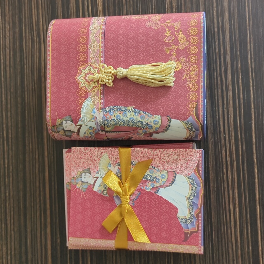 Beautiful set of 10 foiled geisha greeting cards